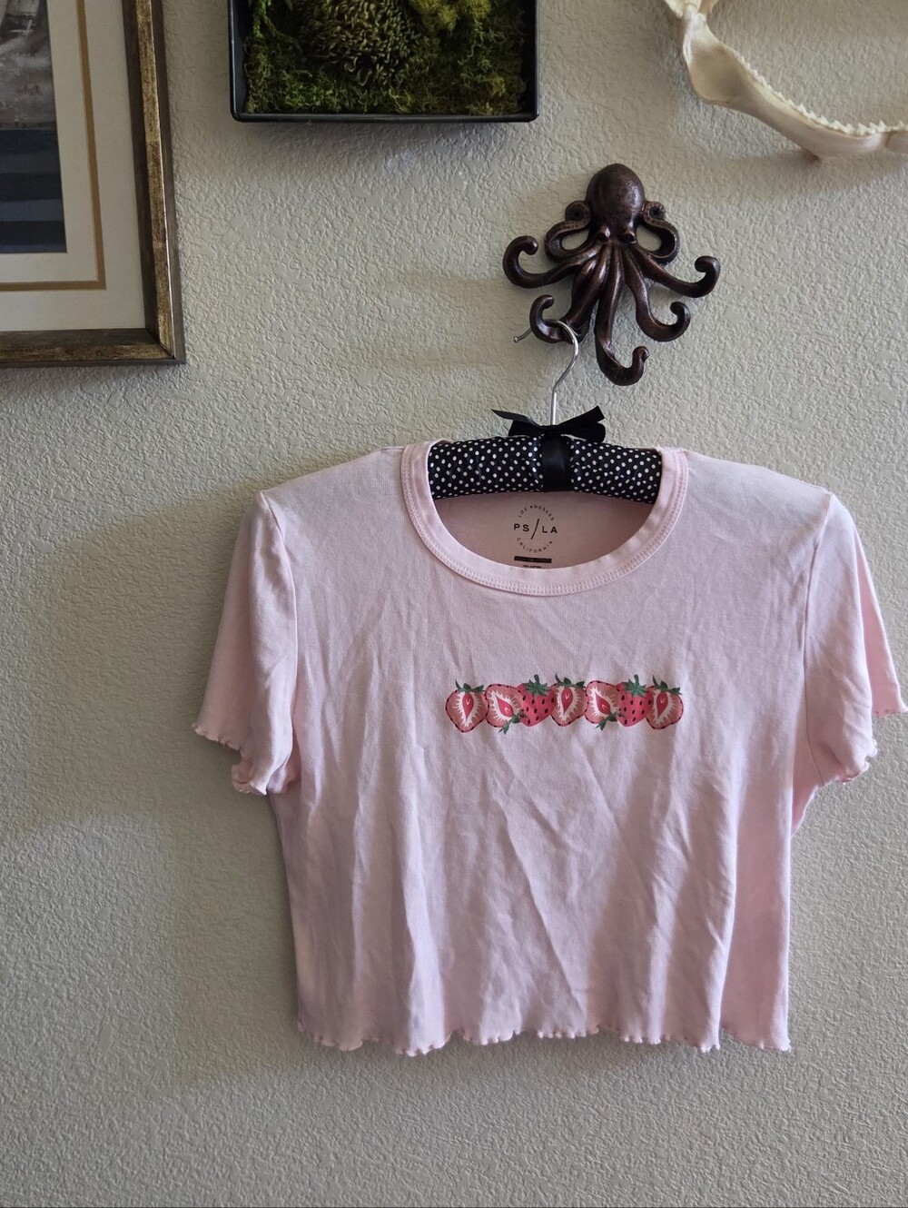 Pacifica Light Pink Strawberry Row Crop Tee - Juniors Large